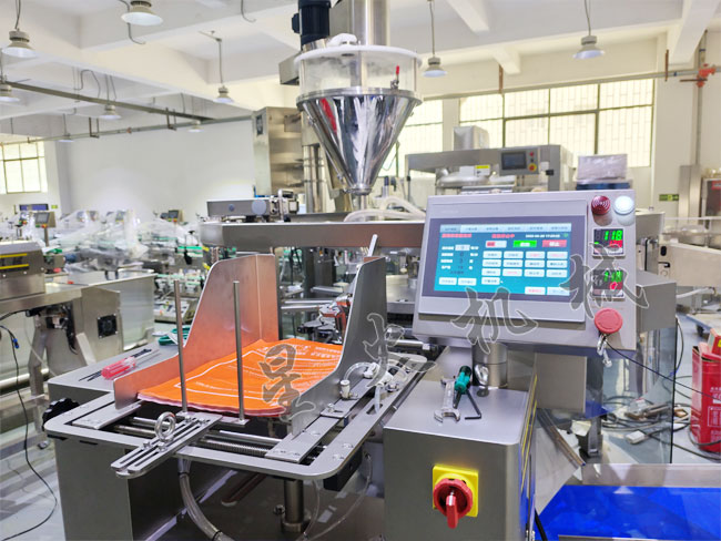 给袋式全自动粉剂包装机展示